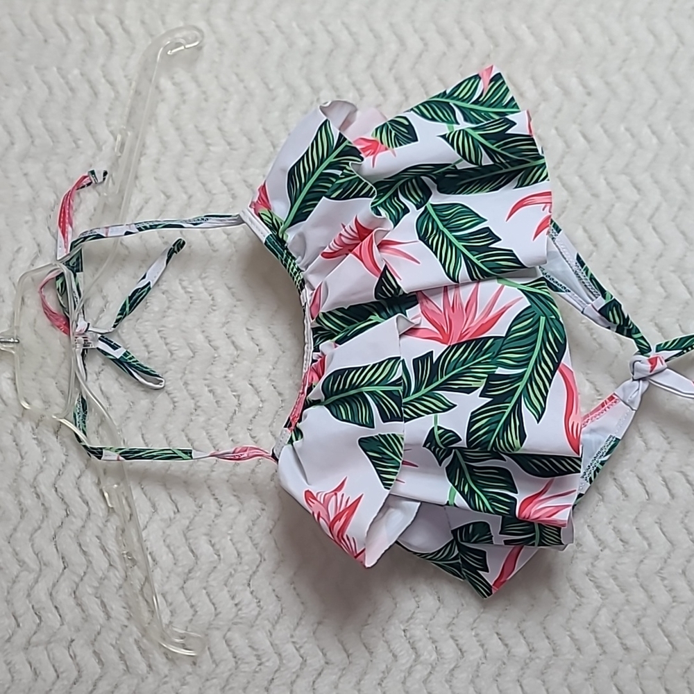 Tropical size large Bikini set.